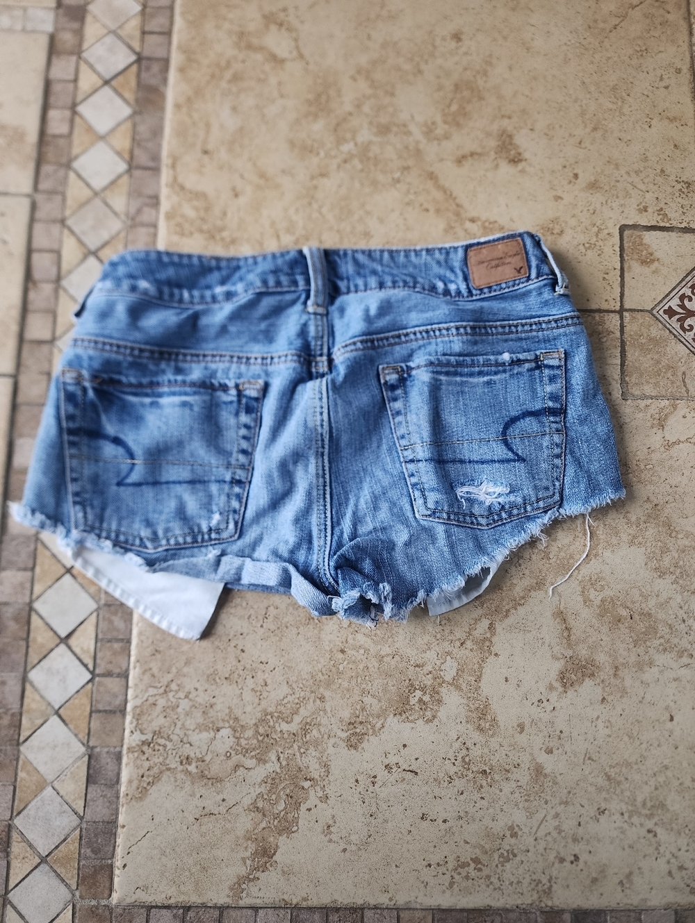 American Eagle Outfitters Blue Distressed Cutoff Denim Shorts - Picture 4 of 4
